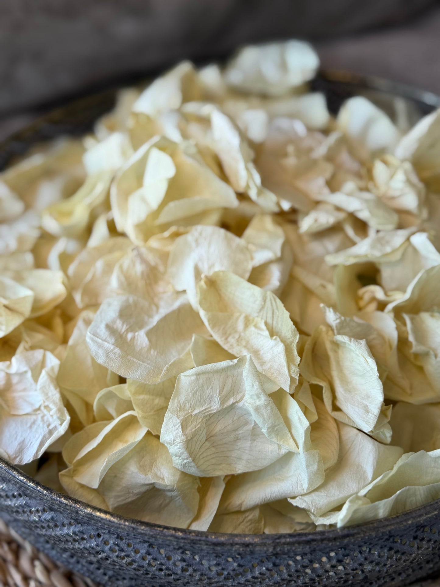 Luxury Freeze-Dried Rose Petal Confetti