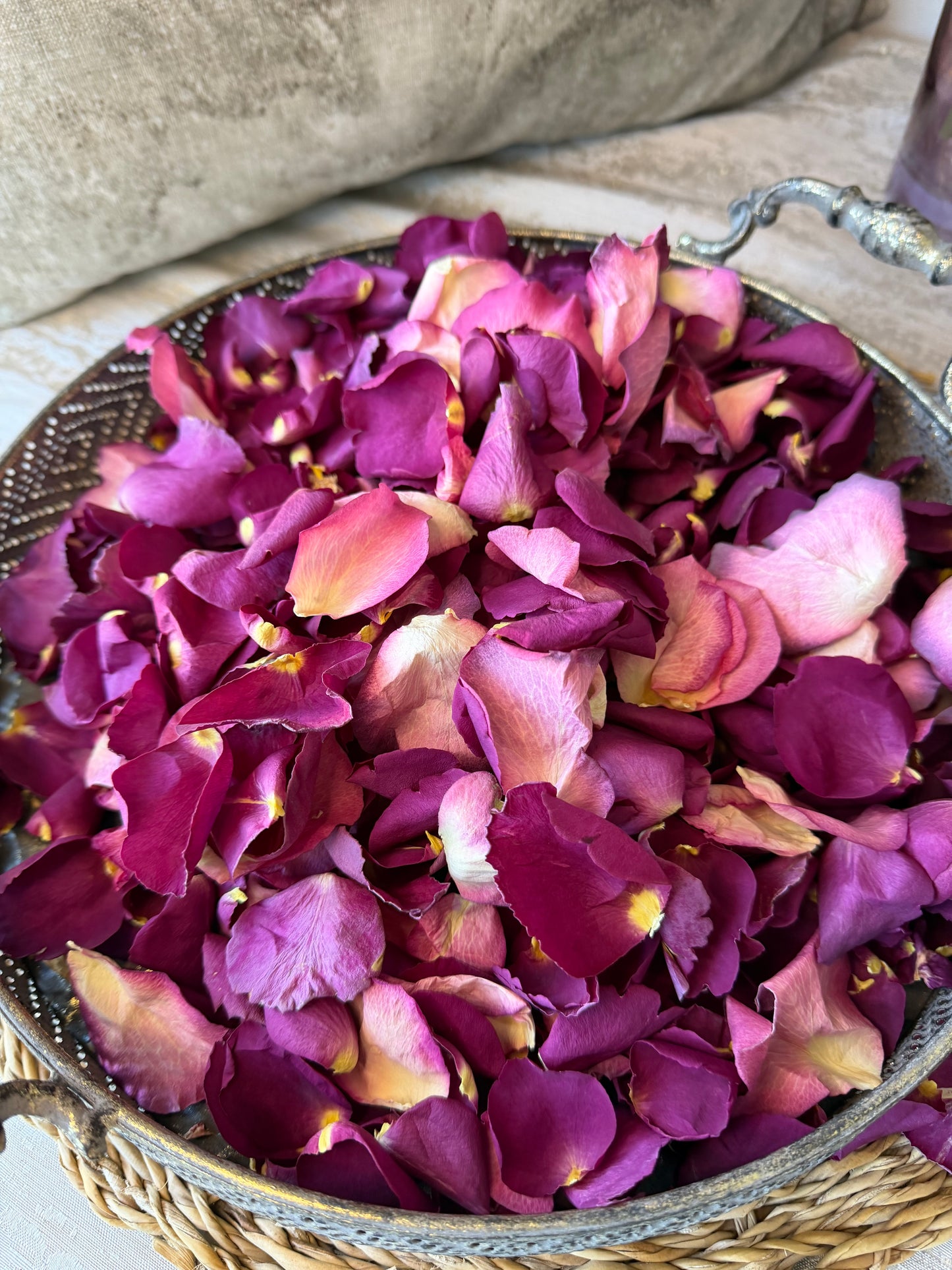 Luxury Freeze-Dried Rose Petal Confetti